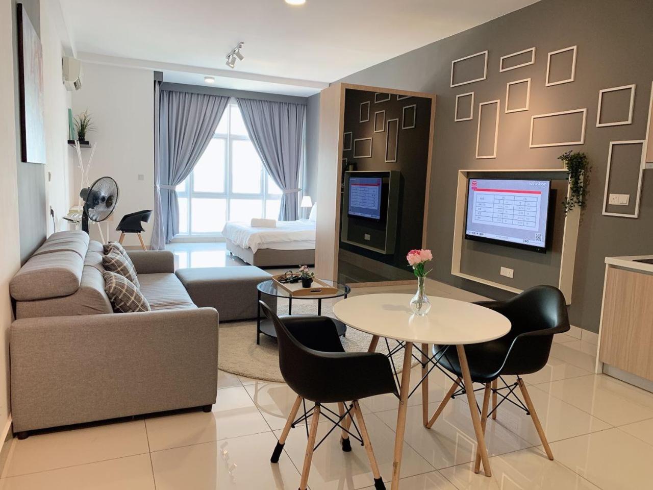 Twin Galaxy Residences 1+1 Homestay @ Johor Bahru Exterior photo